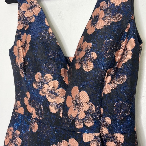 Betsey Johnson jacquard metallic floral cocktail dress - Picture 4 of 14